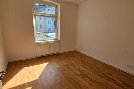 Wohnung Düsseldorf Oberbilk - 1.5 Zimmer, 37 m&sup2;, 572&euro; | Angebot:25927189