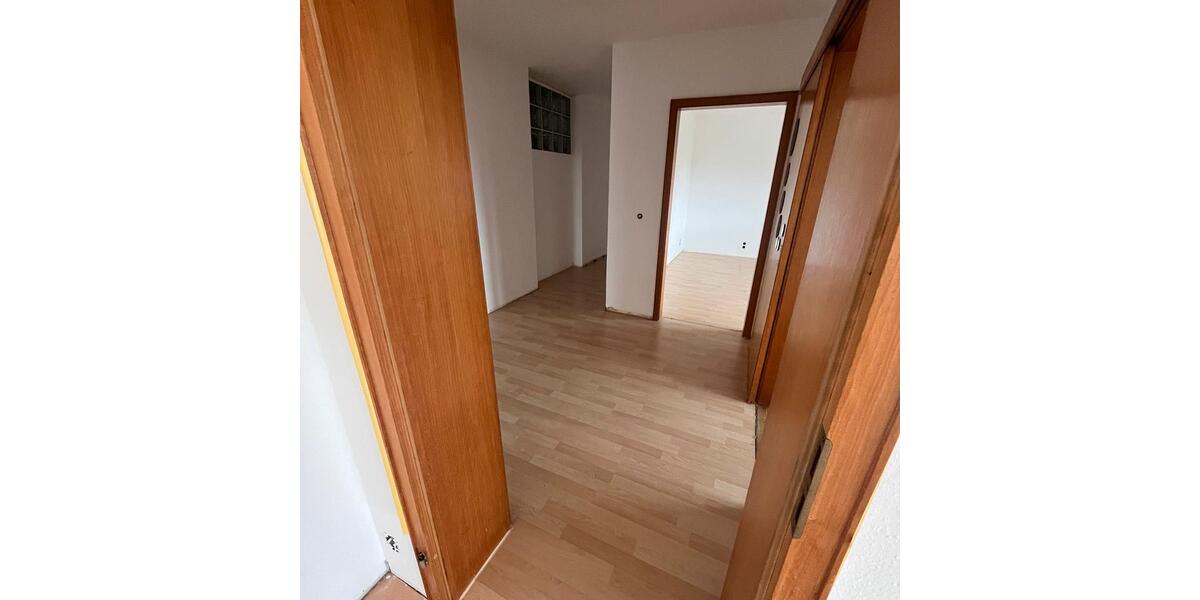Terrassenwohnung Wermelskirchen - 3 Zimmer, 101 m&sup2;, 1.200&euro; | Angebot:26400653