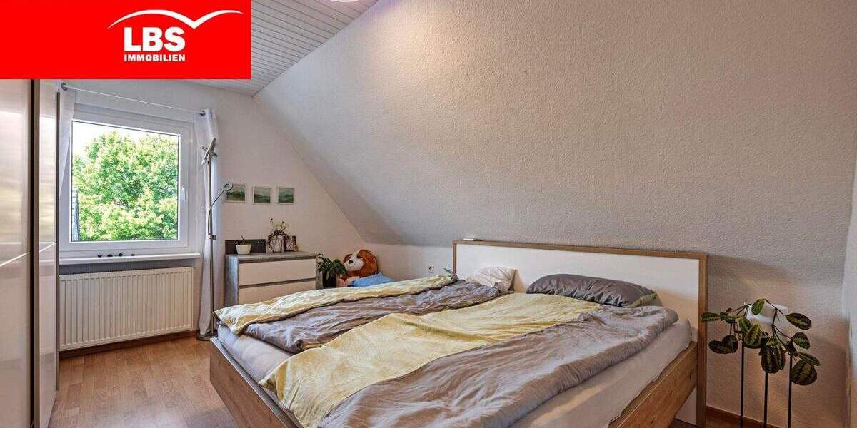 Mehrfamilienhaus, Wohnhaus Leverkusen Opladen - 6 Zimmer, 180 m&sup2;, 520.000&euro; | Angebot:24460008