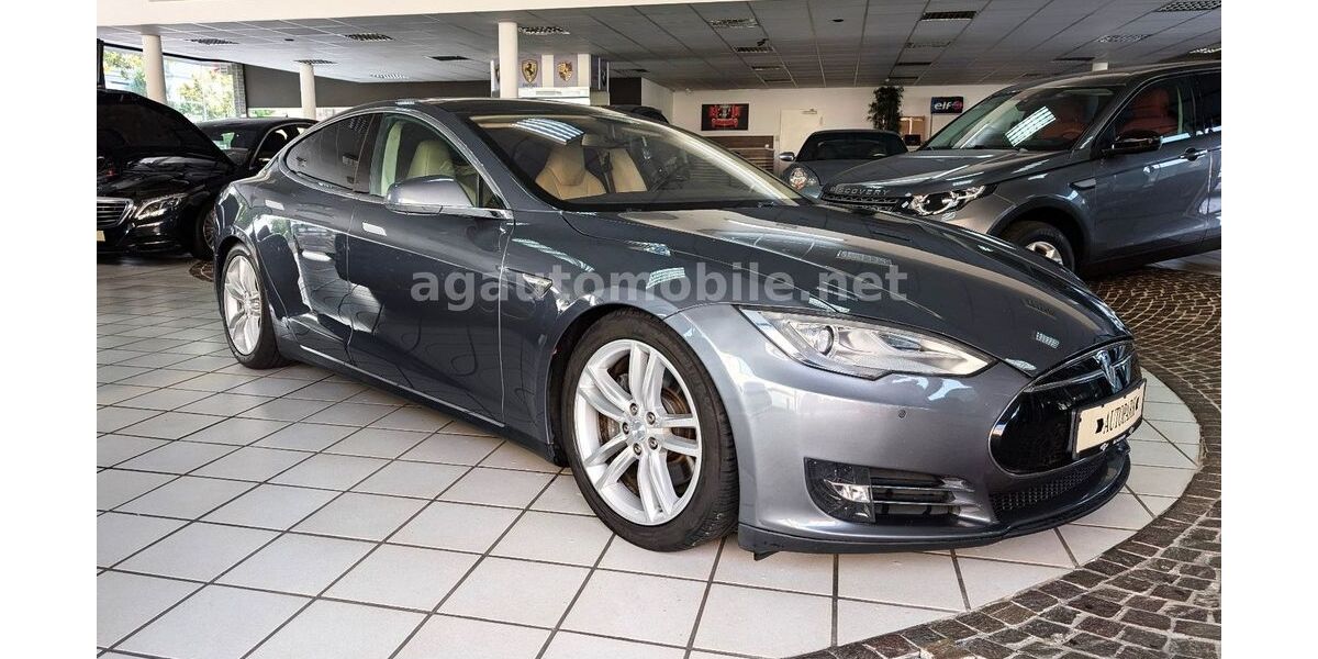 Tesla Model S 273.000 km 14.999 &euro; Hilden 40721