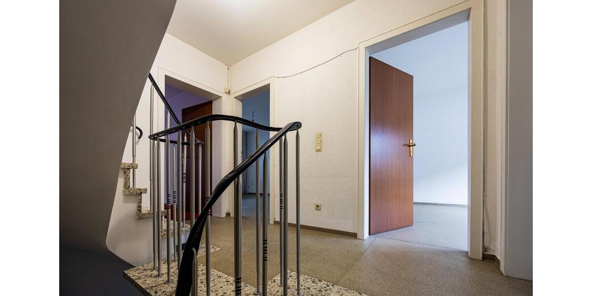 Doppelhaushälfte Leverkusen Opladen - 7 Zimmer, 163 m&sup2;, 525.000&euro; | Angebot:24441132