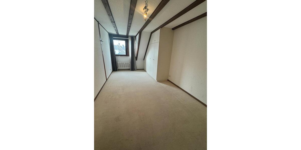 Maisonettenwohnung Düsseldorf Pempelfort - 3 Zimmer, 122 m&sup2;, 1.830&euro; | Angebot:26165951
