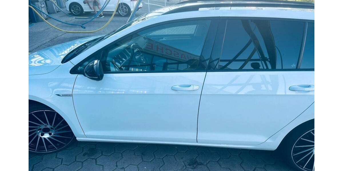 VW Golf R Variant 238.000 km 9.000 € Köln 50667