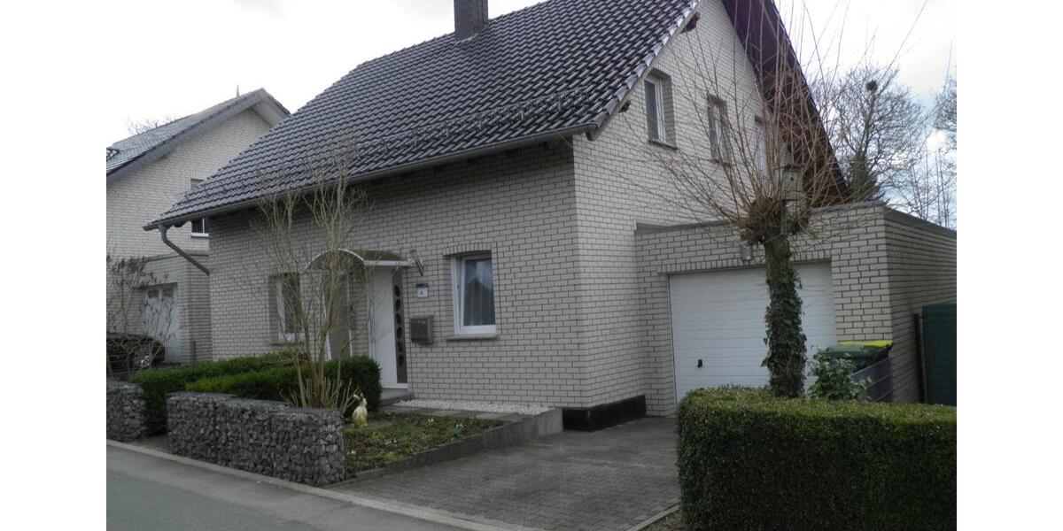 Einfamilienhaus Halver - 5 Zimmer, 132 m&sup2;, 420.000&euro; | Angebot:25867978