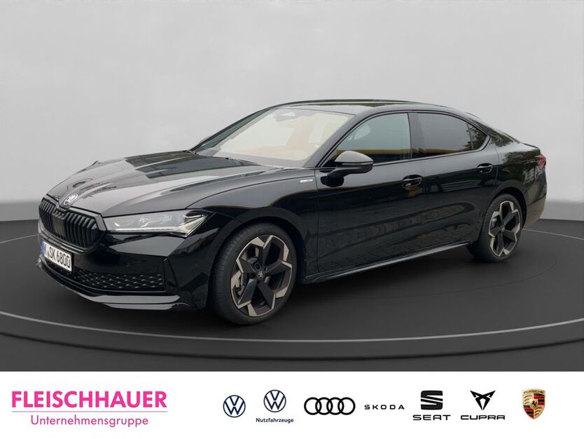 Skoda Superb 8.000 km 52.890 € Köln-Mülheim 51063