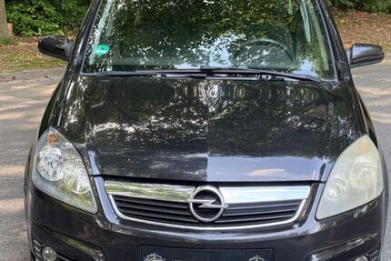 Opel Zafira 263.000 km 2.499 € Wuppertal 42283