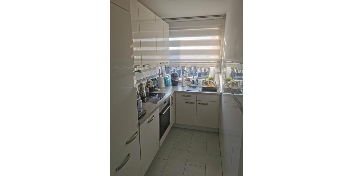 Etagenwohnung Neuss Erfttal - 3 Zimmer, 65 m&sup2;, 1.000&euro; | Angebot:27594080