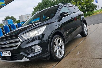 Ford Kuga 255.000 km 9.400 &euro; Pulheim 50259