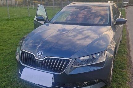 Skoda Superb 84.616 km 18.800 &euro; Köln 51109