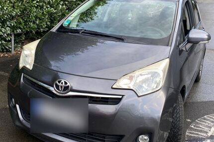 Toyota Verso-S 204.665 km 4.300 &euro; Wermelskirchen 42929