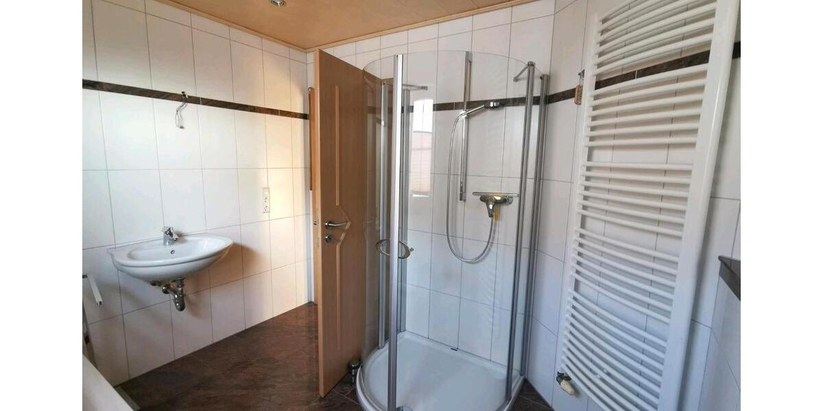 Doppelhaushälfte Lindlar - 4 Zimmer, 112 m&sup2;, 440.000&euro; | Angebot:24347638