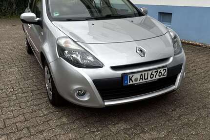 Renault Clio 80.000 km 5.600 € Leverkusen 51373