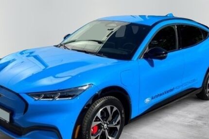 Ford Mustang Mach-E 45.600 km 27.550 € Köln 50825