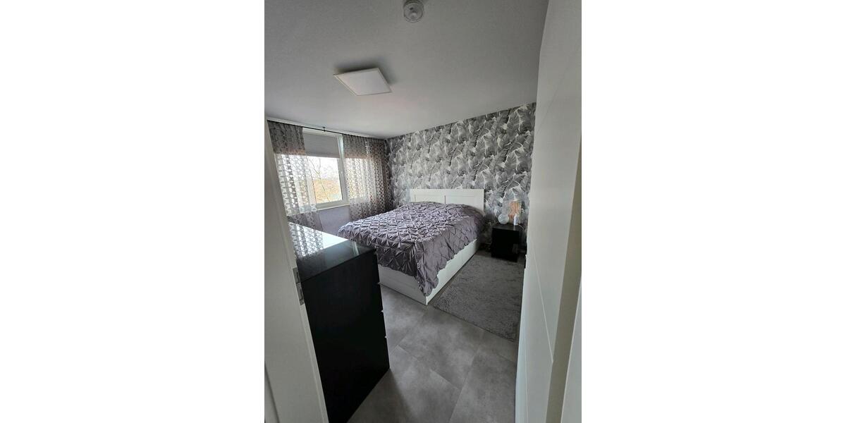 Etagenwohnung Ratingen Tiefenbroich - 3 Zimmer, 92 m&sup2;, 280.000&euro; | Angebot:27629351
