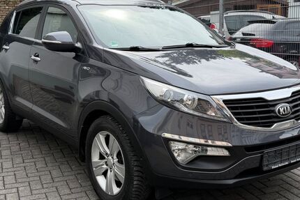 Kia Sportage 157.000 km 8.800 &euro; Remscheid 42855
