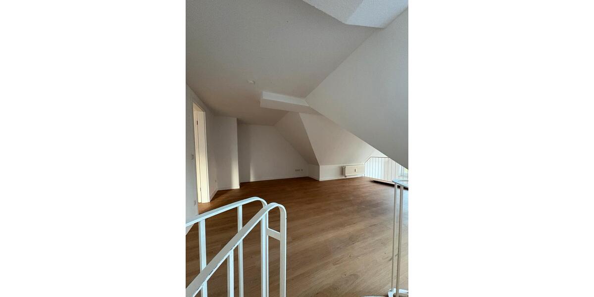 Maisonettenwohnung Düsseldorf Derendorf - 2.5 Zimmer, 114 m&sup2;, 2.457&euro; | Angebot:27537500