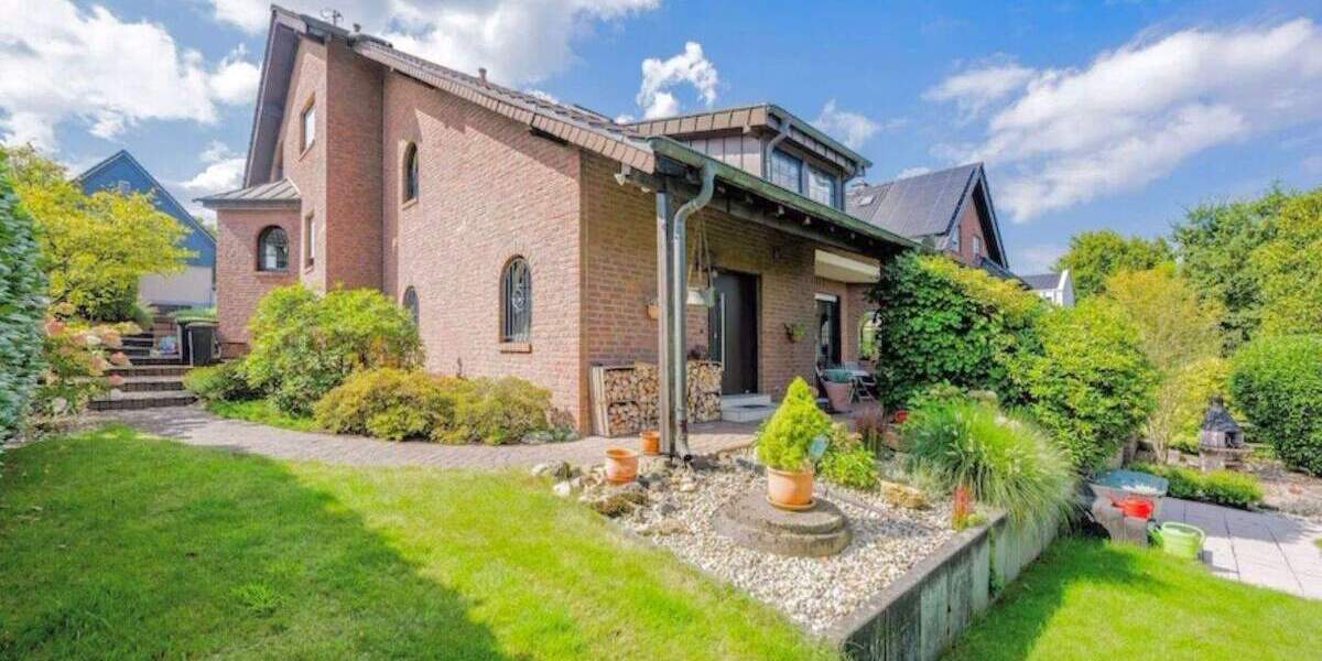 Doppelhaushälfte Odenthal Voiswinkel - 3 Zimmer, 151 m&sup2;, 498.000&euro; | Angebot:25894045