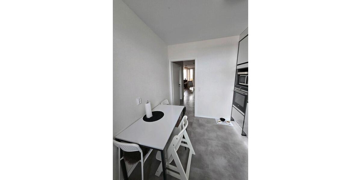 Etagenwohnung Ratingen Tiefenbroich - 3 Zimmer, 92 m&sup2;, 280.000&euro; | Angebot:27629351