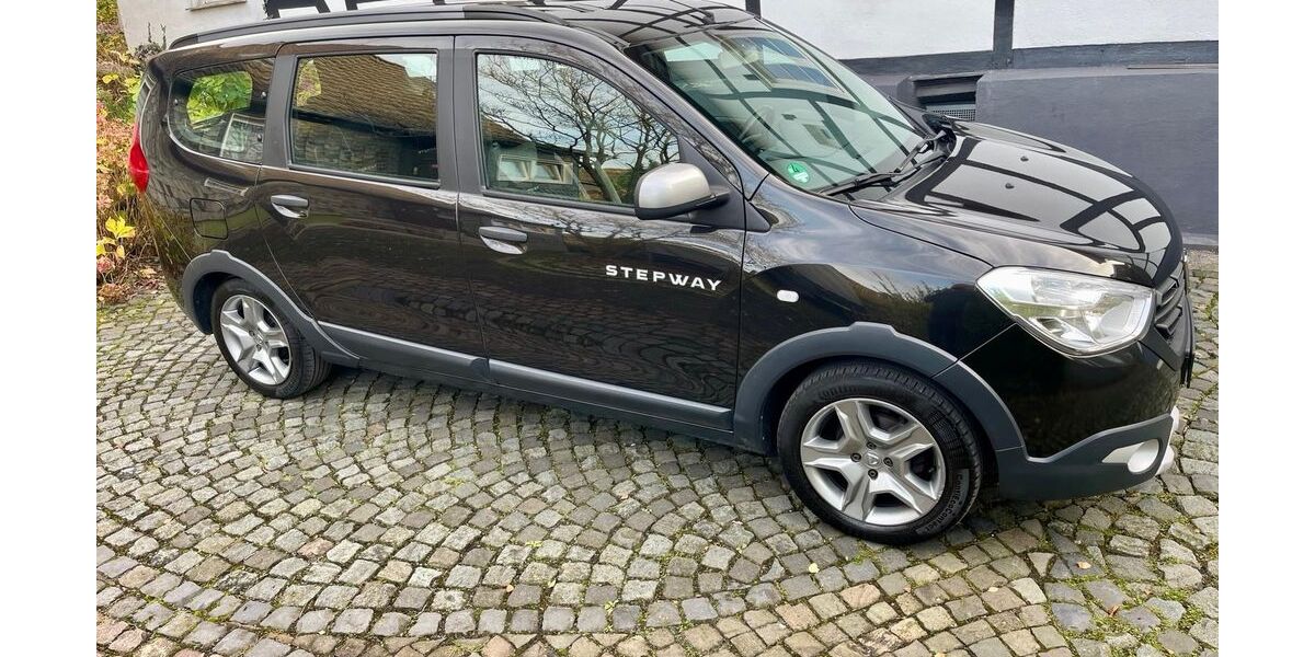 Dacia Lodgy 86.000 km 10.900 € Solingen 42719