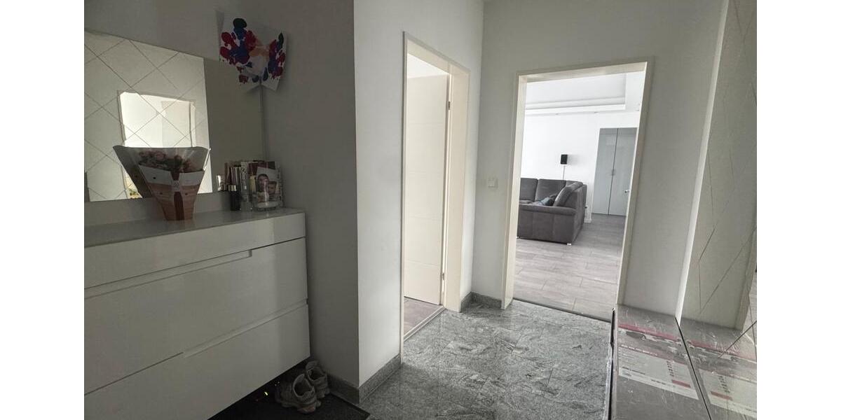 Etagenwohnung Solingen Central - 3 Zimmer, 83 m&sup2;, 293.000&euro; | Angebot:24726140