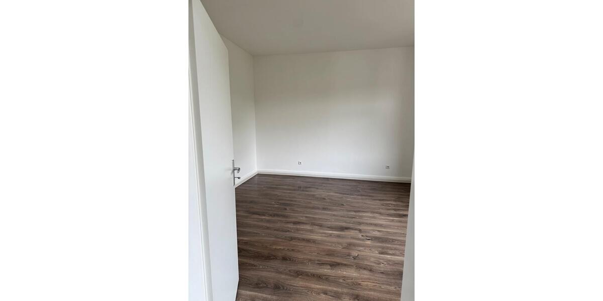 Etagenwohnung Wuppertal Lichtenplatz - 1.5 Zimmer, 50 m&sup2;, 390&euro; | Angebot:26041017