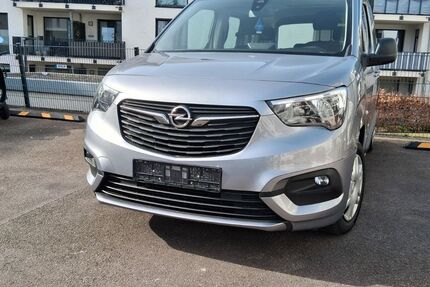 Opel Combo Life 189.000 km 8.600 &euro; solingen 42697