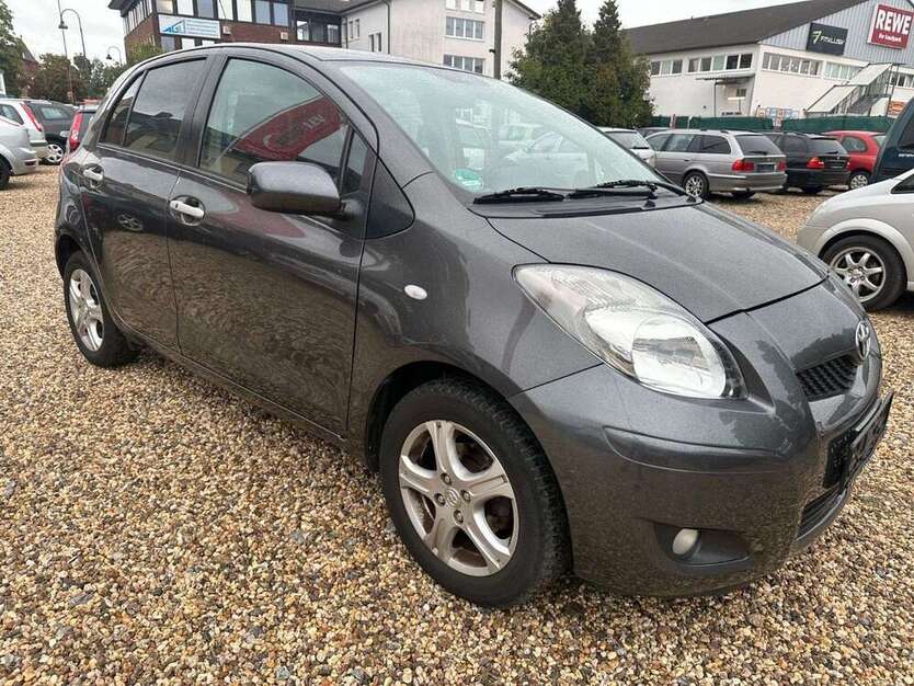 Yaris
