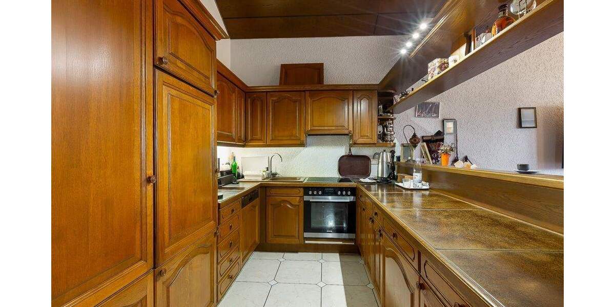 Mehrfamilienhaus, Wohnhaus Bergisch Gladbach Heidkamp - 7 Zimmer, 173 m&sup2;, 830.000&euro; | Angebot:25686490