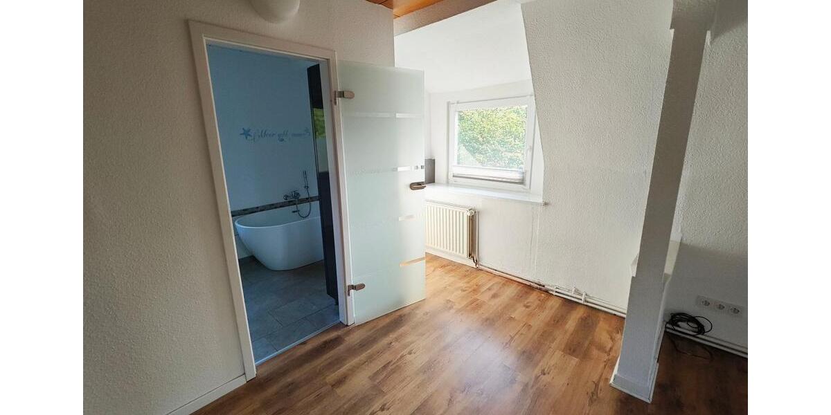 Einfamilienhaus Radevormwald - 3 Zimmer, 130 m&sup2;, 349.000&euro; | Angebot:27225895