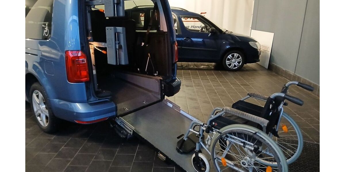 VW Caddy 300.933 km 17.900 &euro; Hattingen 45525