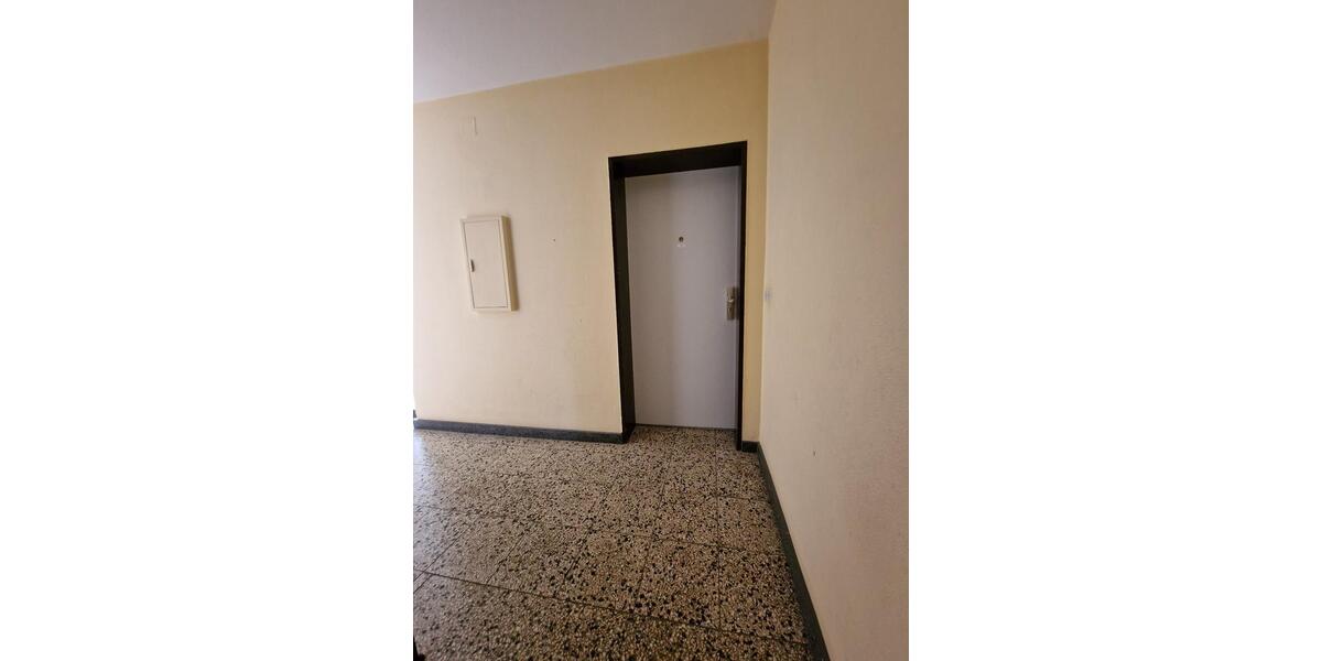Erdgeschoßwohnung Burscheid - 3 Zimmer, 66 m&sup2;, 155.000&euro; | Angebot:27630573