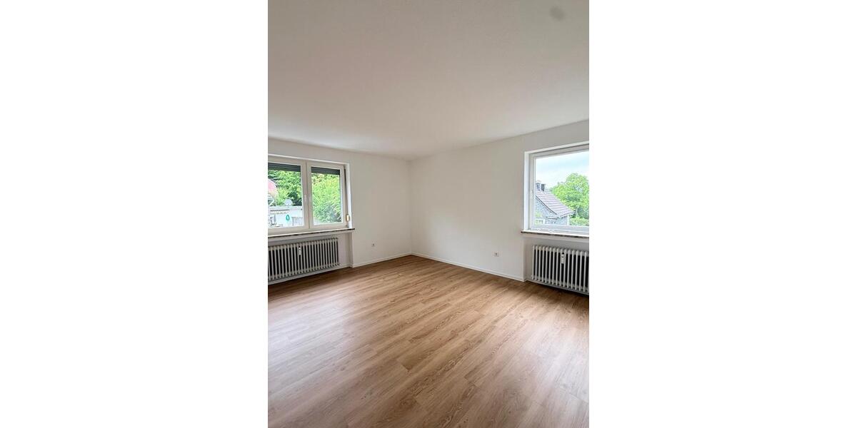 Etagenwohnung Remscheid Lüttringhausen - 3 Zimmer, 86 m&sup2;, 880&euro; | Angebot:26647355