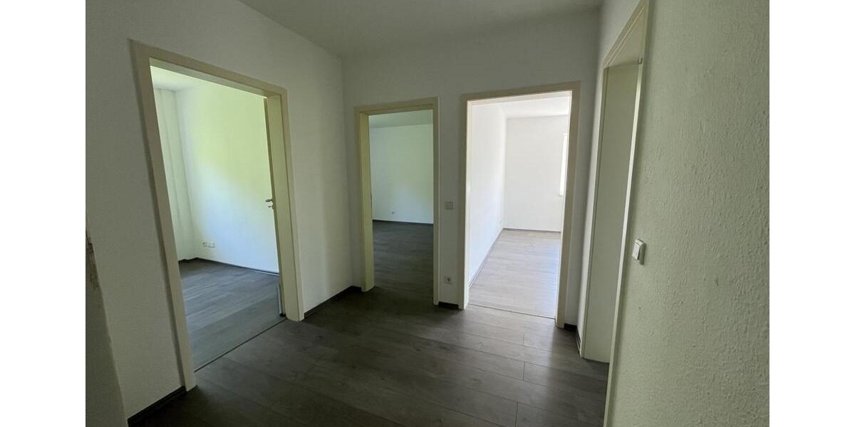 Erdgeschoßwohnung Remscheid Lüttringhausen - 3 Zimmer, 62 m&sup2;, 495&euro; | Angebot:26462520