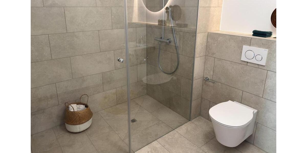 Einfamilienhaus Solingen Wald - 2 Zimmer, 85 m&sup2;, 1.300&euro; | Angebot:24150351