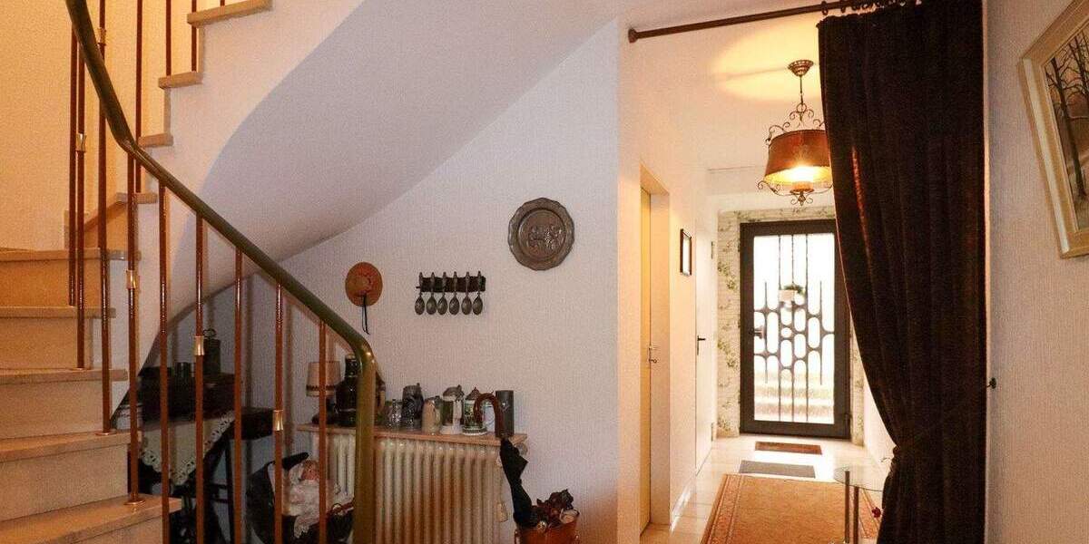 Reihenendhaus Leverkusen Quettingen - 5 Zimmer, 151 m&sup2;, 599.000&euro; | Angebot:24453052