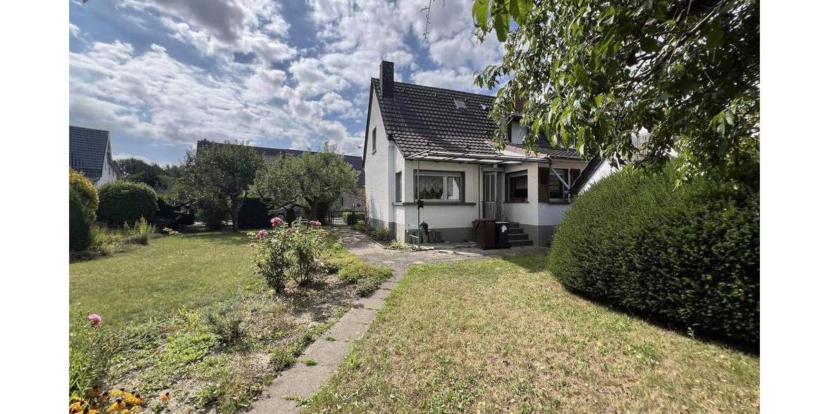 Doppelhaushälfte Neuss Furth-Süd - 4 Zimmer, 90 m&sup2;, 420.000&euro; | Angebot:24874640