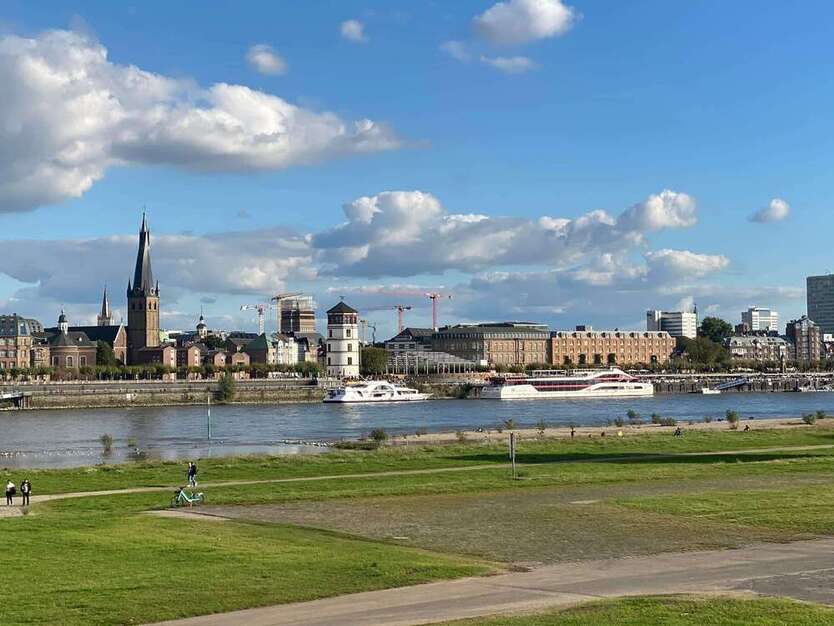 Gastronomie in Düsseldorf 15.000 € 300 m²
