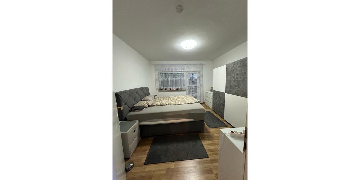 Hochparterre Solingen - 2 Zimmer, 58 m&sup2;, 136.000&euro; | Angebot:26447281