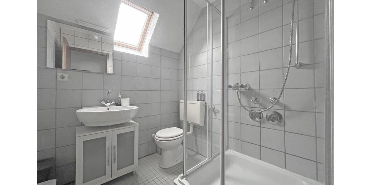 Dachgeschoßwohnung Lindlar - 1.5 Zimmer, 55 m&sup2;, 430&euro; | Angebot:24943759