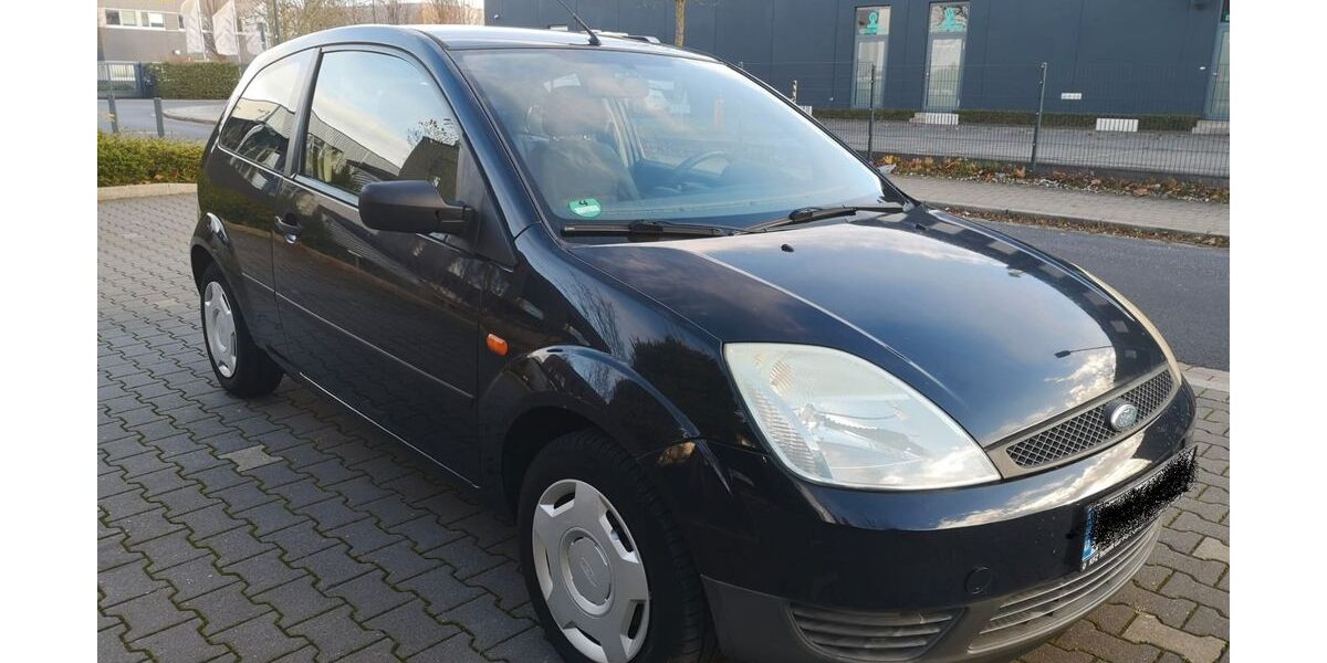 Ford Fiesta 124.000 km 2.200 &euro; Düsseldorf 40474