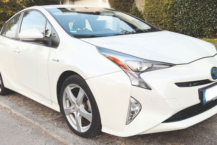Toyota Prius 110.900 km 14.350 € Engelskirchen 51766