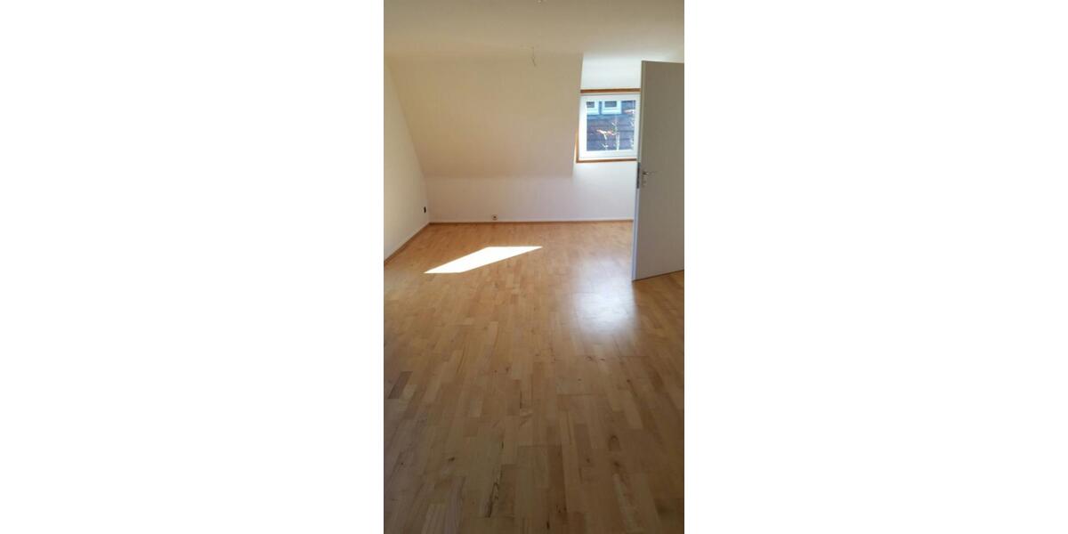 Etagenwohnung Remscheid Lüttringhausen - 1 Zimmer, 38 m&sup2;, 323&euro; | Angebot:25871331