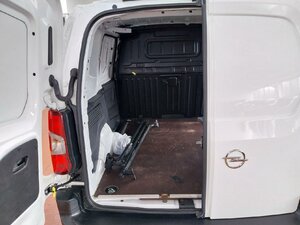 Opel Combo Edition erh. Nutzl. 2Schiebetür. Cool&Sound 77.228 km 13.980 &euro; HAAN 42781