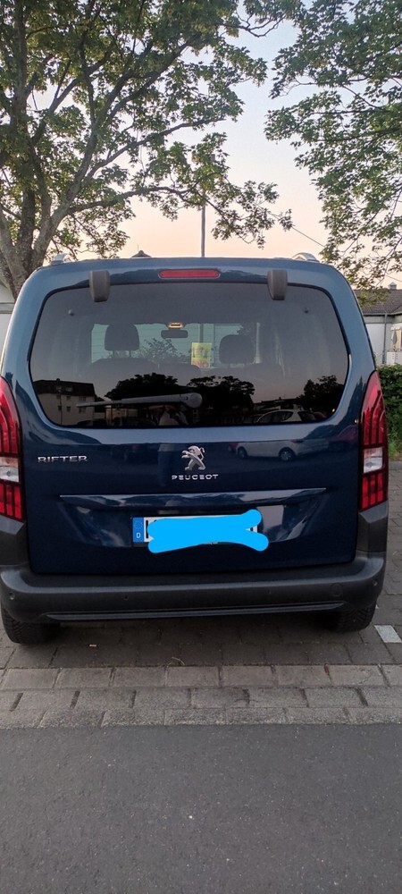 Peugeot Rifter L1 Active PureTech 110 81.000 km 15.900 € Köln 50667