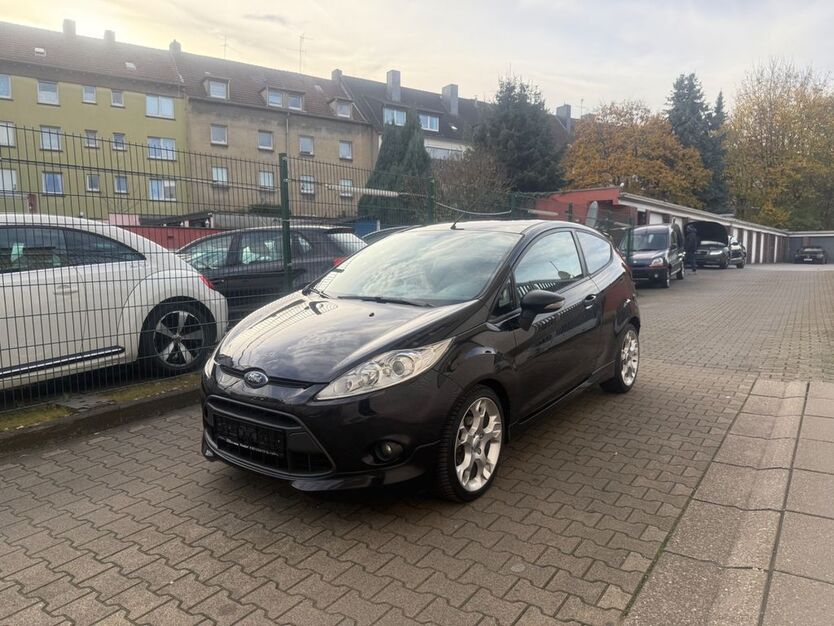 Ford Fiesta 153.000 km 3.000 € Essen 45143