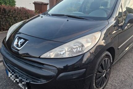 Peugeot 207 203.200 km 750 € Köln 50259