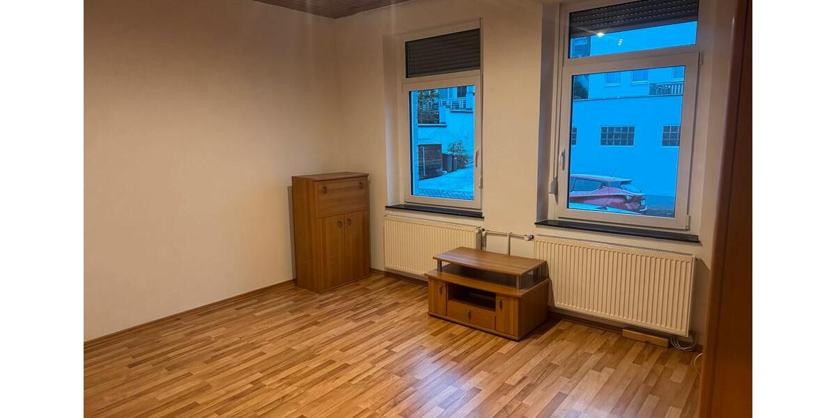 Erdgeschoßwohnung Solingen Ohligs - 3 Zimmer, 82 m&sup2;, 850&euro; | Angebot:24744812