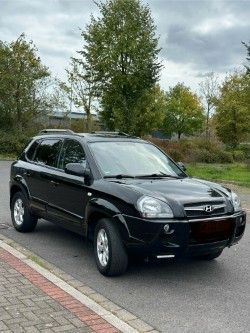 Hyundai TUCSON 192.149 km 4.400 € Neuss 41469