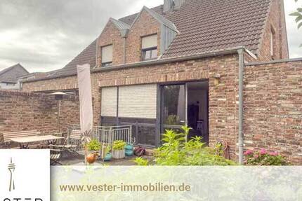 Großzügige Doppelhaushälfte mit Garten in Düsseldorf-Stockum - ideal für Familien!