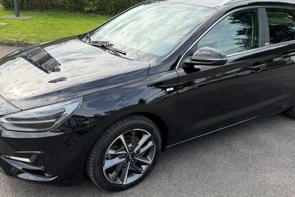 Hyundai i30 152.000 km 10.690 &euro; Langenfeld 40764